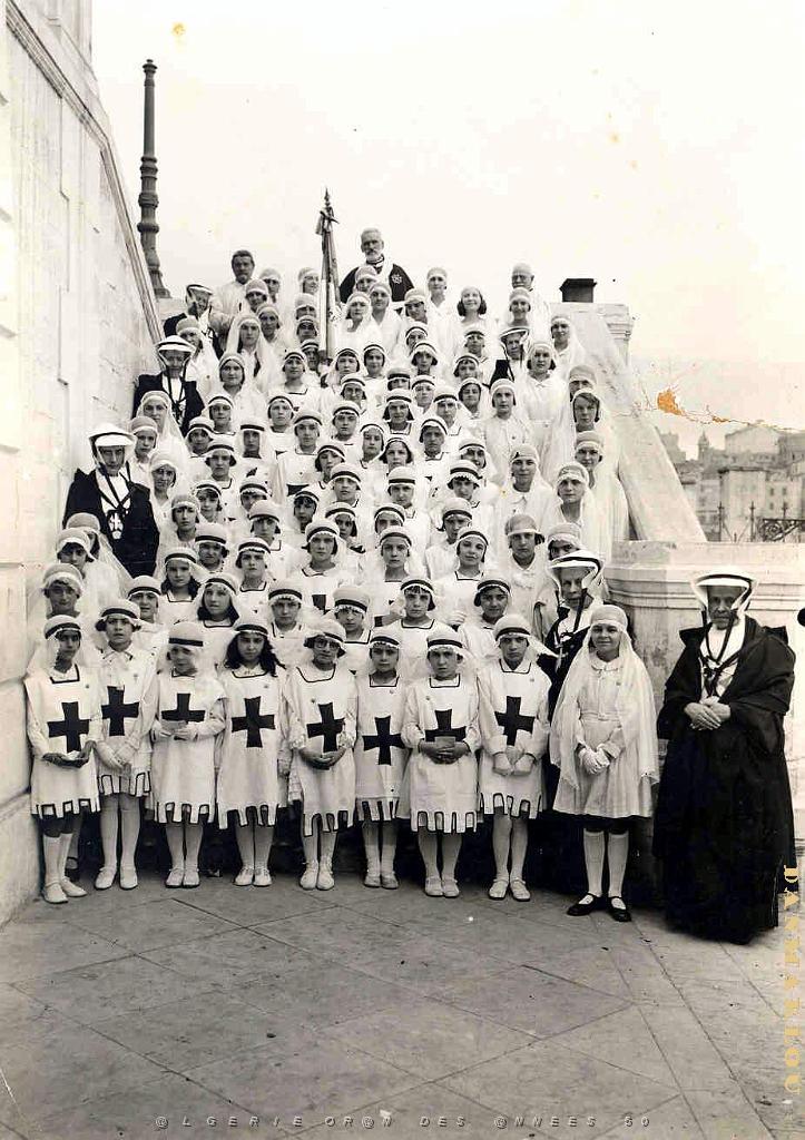 Les croises deu pensionnat en 1932.jpg